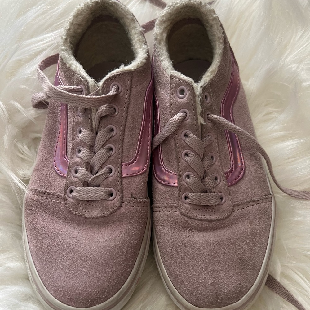 Pink Surd Faux Fur lined Vans